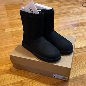 UGG Boots Size 10 Classic Short II